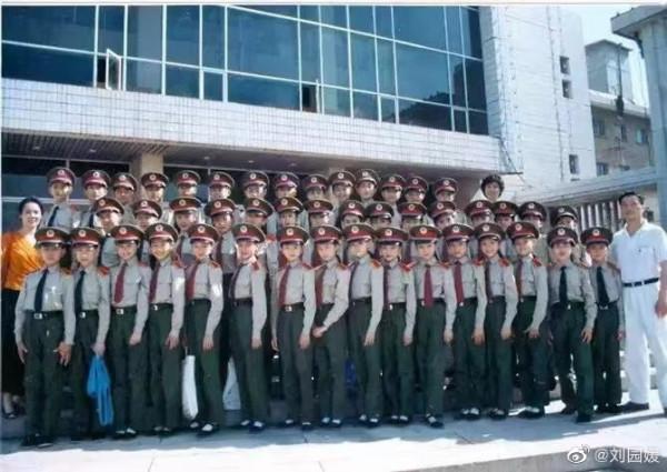 第一次“親密接觸”後,嫁大12歲央視名嘴沙桐,劉園園為愛有多勇 第一次“親密接觸”後,嫁大12歲央視名嘴沙桐,劉園園為愛有多勇