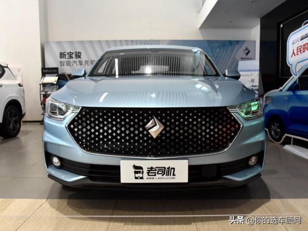 跟大眾邁騰同級的B級車，起售價只要8.48萬！實拍寶駿RC-6