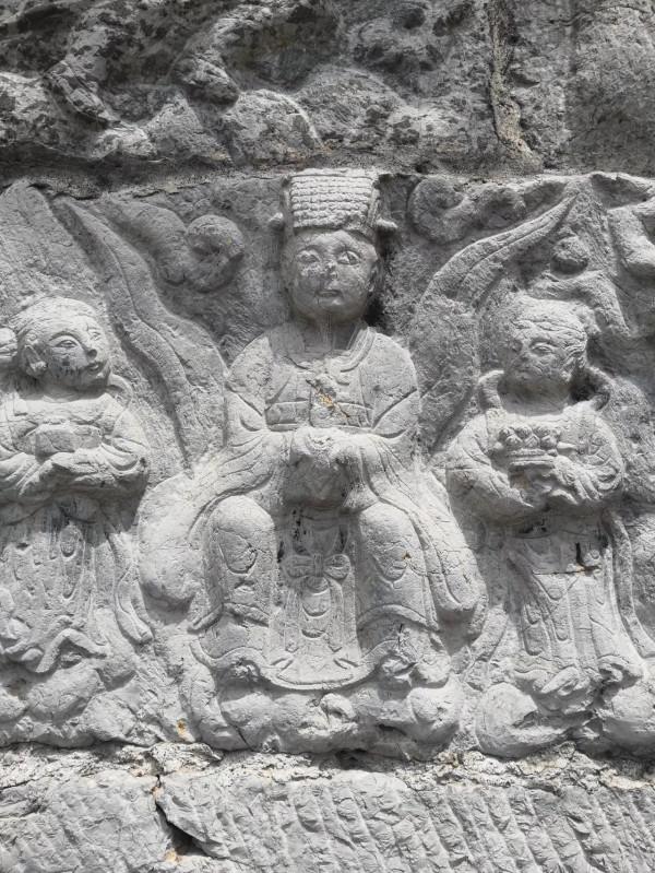 知道嗎？陝西唯一的青石殿，藏在荒野中的寶藏，竟然還不要門票