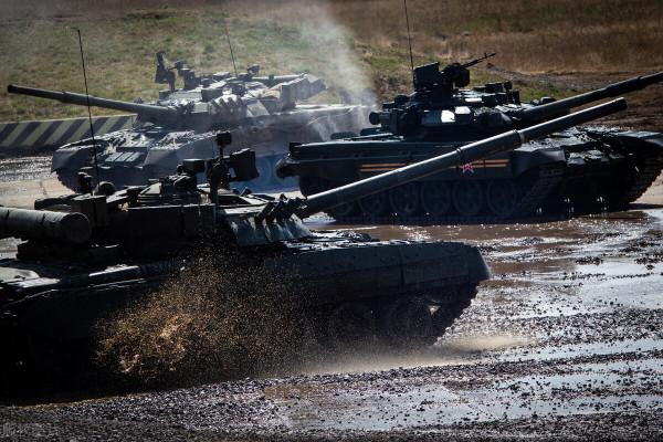 T-90和T-80以及T-72都被摧毀了，T-14出場的話，情形就不一樣