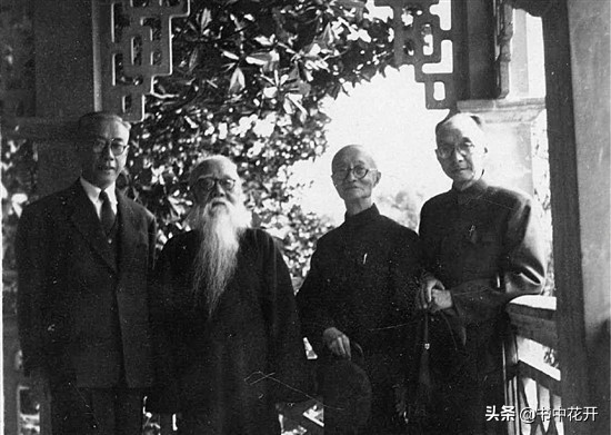 以民族精神為靈魂，吸收外國文學的思想，建構中國文學的民族性