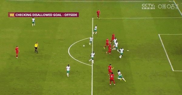 國足2:3沙特,上下半場猶如兩隊,教練組的戰術就像個笑話 國足2:3沙特,上下半場猶如兩隊,教練組的戰術就像個笑話