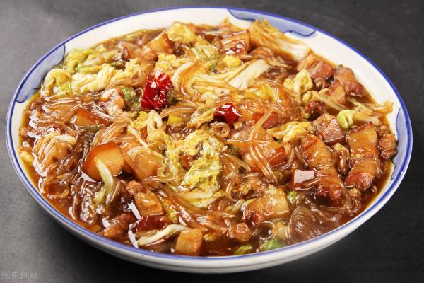 東北最出名的10道名菜，色鮮味濃分量足，每一道都讓人吃得好過癮