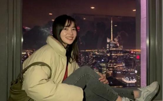 她拒絕保送清華北大,未結婚20歲生娃,受人嘲諷後帶娃上哈佛 她拒絕保送清華北大,未結婚20歲生娃,受人嘲諷後帶娃上哈佛