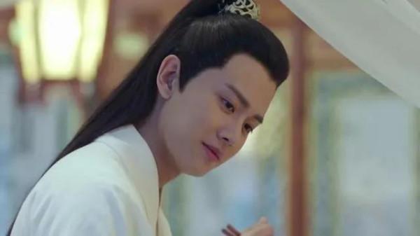 原來男明星都改過名字！任嘉倫土氣，王一博文藝，肖戰最意外