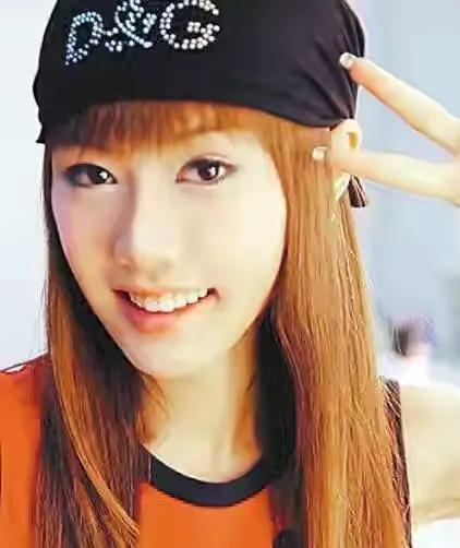 因整容慘死手術檯,親媽不屍檢不起訴,超女王貝到底經歷了什麼? 因整容慘死手術檯,親媽不屍檢不起訴,超女王貝到底經歷了什麼?