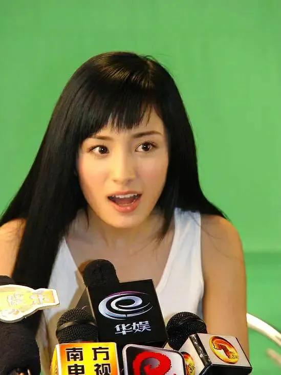 楊冪舊照（多個時期）