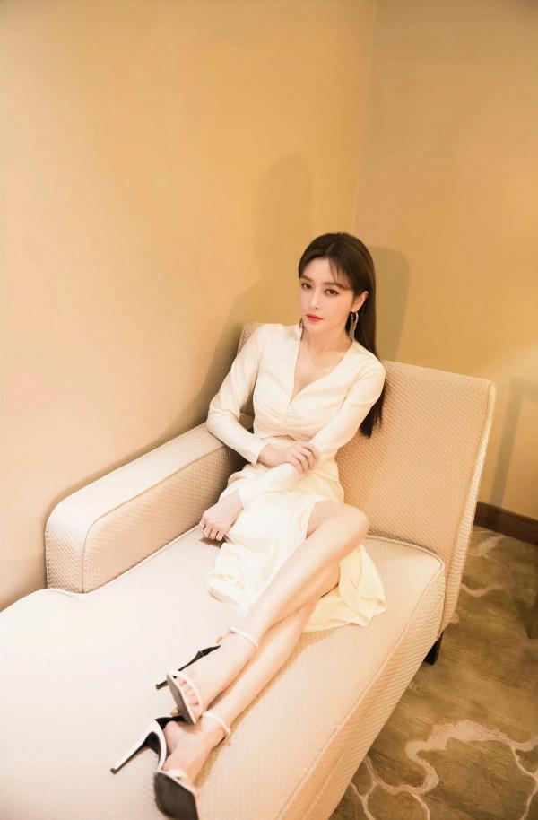 萬物皆能比，不老女神秦嵐VS清純玉女張柏芝，誰的顏值更高？