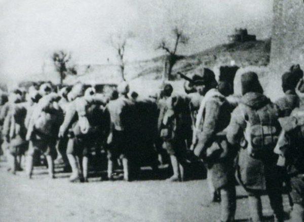 毛主席有多明智?成立新疆生產建設兵團,在荒漠中再造一個小江南 毛主席有多明智?成立新疆生產建設兵團,在荒漠中再造一個小江南