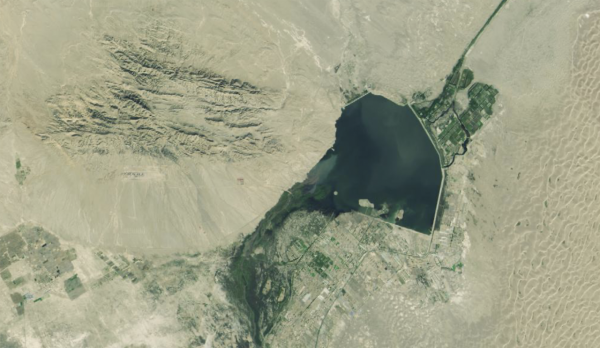 我國愣是從沙漠中挖出個水庫,還是亞洲最大?這在當地卻飽受爭議 我國愣是從沙漠中挖出個水庫,還是亞洲最大?這在當地卻飽受爭議