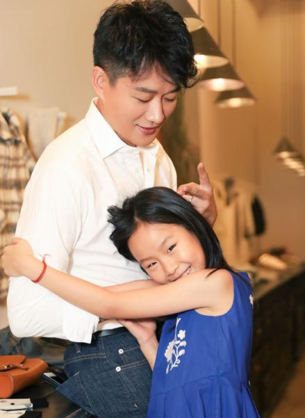 佟大為：照顧植物人父親，20年後甦醒，苦盡甘來無遺憾