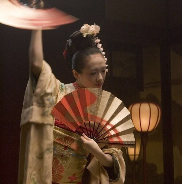 強行裝嫩的八位女明星，章子怡、周迅在列，扮相太過辣眼睛