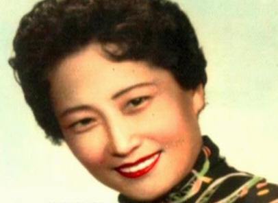 他曾是戴笠得力助手,後遭軍統兩次暗殺,解放後逃往香港生下成龍 他曾是戴笠得力助手,後遭軍統兩次暗殺,解放後逃往香港生下成龍