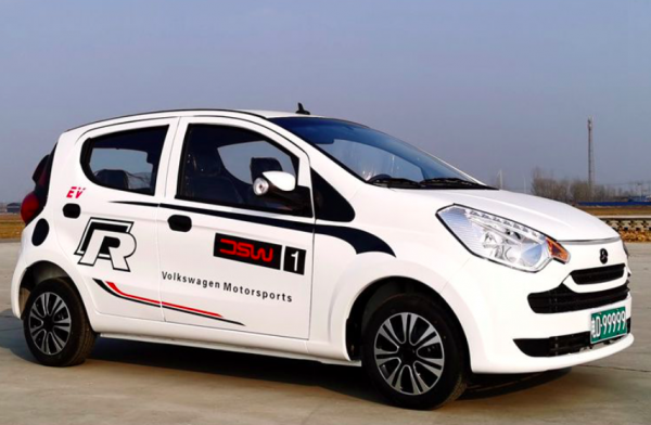 雷速電動車評測：搭載6000W電機，準載5人，最大續航180公里