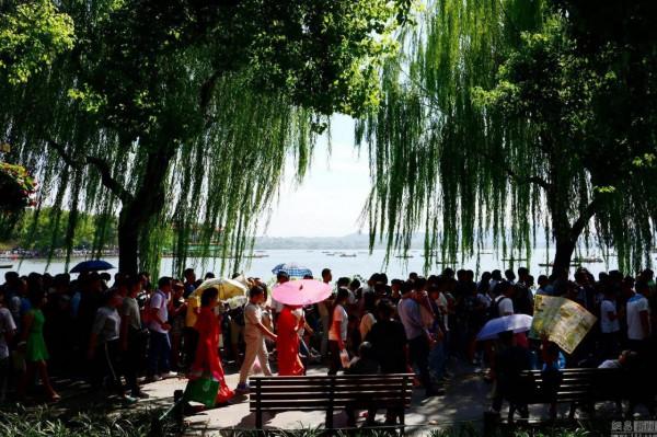 這個國慶假，到處真是人山與人海