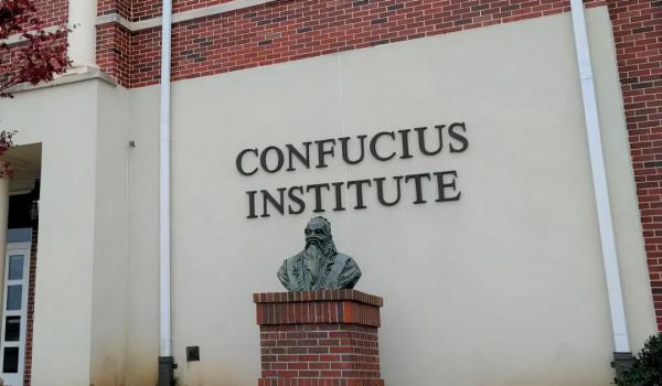 同一年去世的乾隆和華盛頓為什麼一個是古代人、一個是近代人 同一年去世的乾隆和華盛頓為什麼一個是古代人、一個是近代人