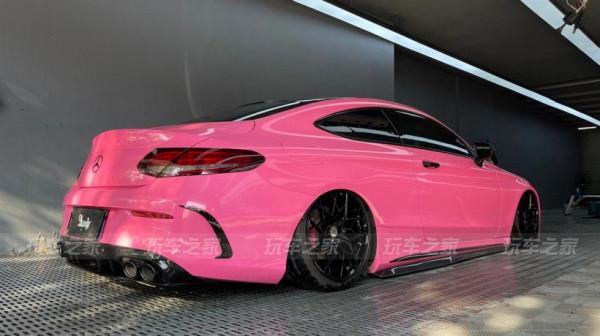 把女朋友的賓士C Coupe拿來玩改裝 給她一次讓別人羨慕的機會