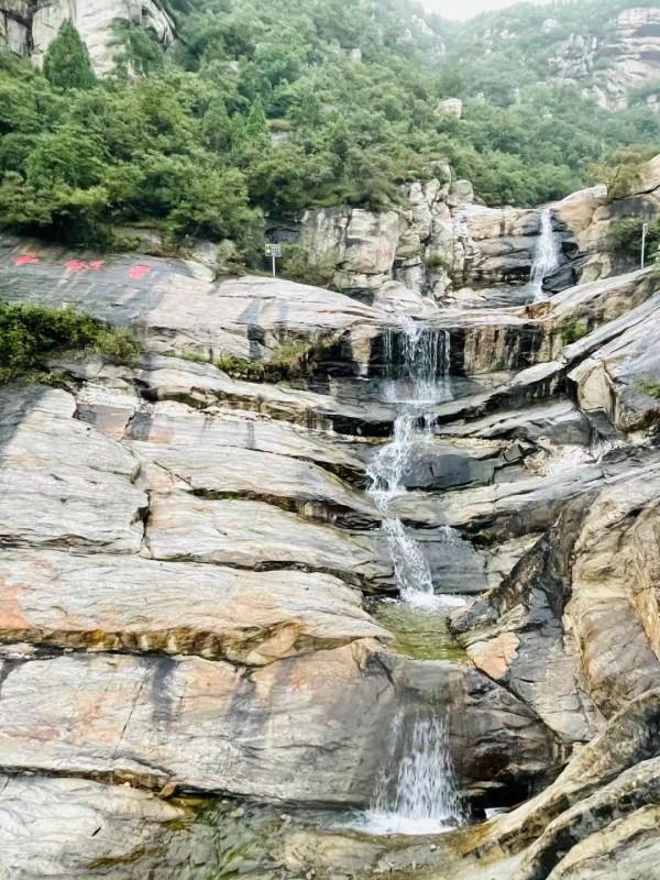 鄭州驢友團八龍潭穿越盧崖瀑布 鄭州驢友團八龍潭穿越盧崖瀑布