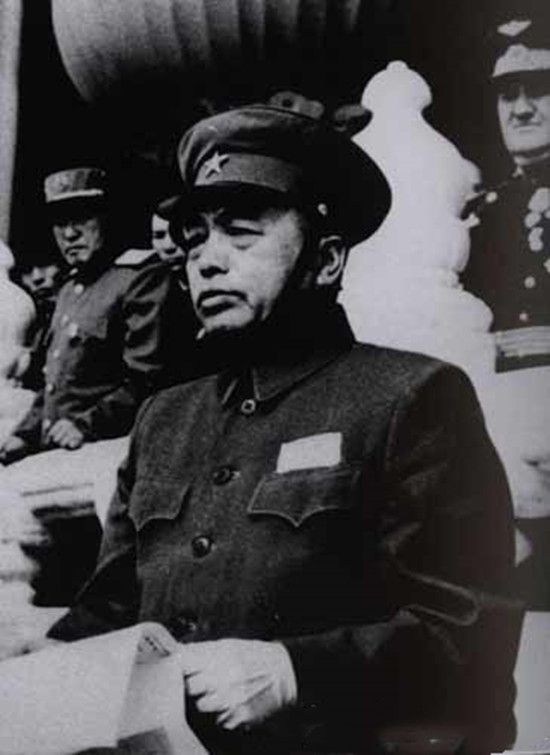 四大野戰軍統帥，彭德懷統領的兵力最少，為何地位卻最高？