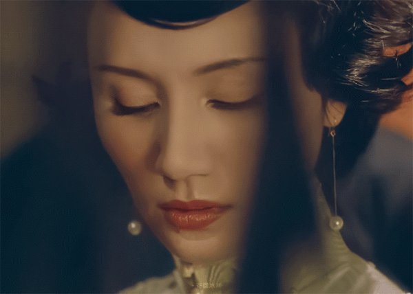 陷進去了，眼睛好看的女星我只服這幾位，一眼萬年，各有各的味道