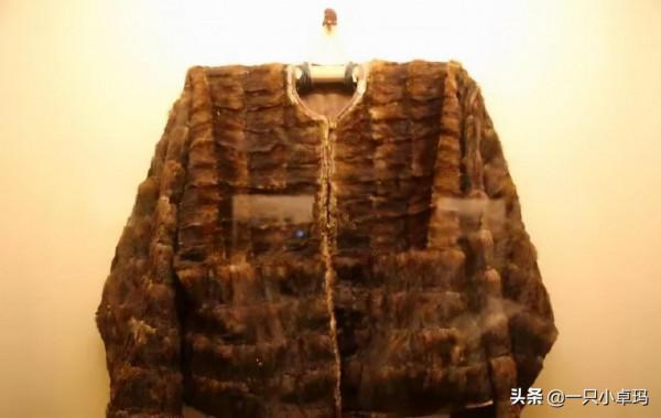 九眼天珠、歐米茄與酷刑!舊西藏貴族有多奢靡殘酷?(多圖) 九眼天珠、歐米茄與酷刑!舊西藏貴族有多奢靡殘酷?(多圖)