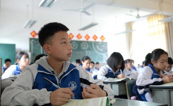 &OpenCurlyDoubleQuote;取消職校&rdquo;呼聲越來越響，相關部門獻上一計，家長們百感交集