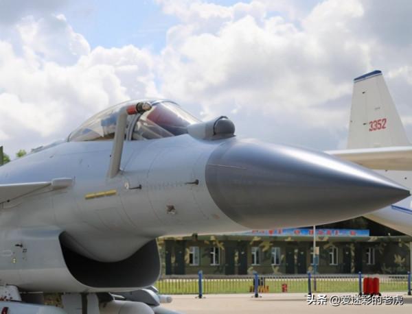 兩岸最強單發戰機對決,殲-10C與F-16V誰更強?綜合對比便知 兩岸最強單發戰機對決,殲-10C與F-16V誰更強?綜合對比便知