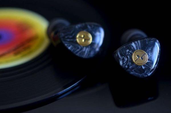 2022年遇到的第一條聲音水準遠超定價的耳塞 TinHiFi T3 Plus 2022年遇到的第一條聲音水準遠超定價的耳塞 TinHiFi T3 Plus