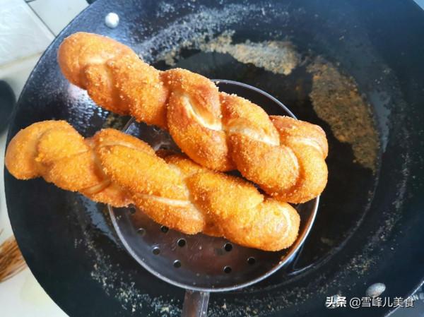 香甜暄軟大麻花你會做嗎？別急！詳細做法分享，看看就會太簡單了