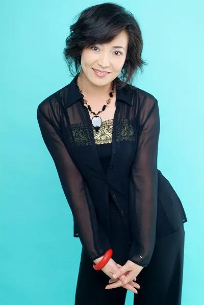 皇后專業戶戴春榮和老師結婚，為女兒買婚房，這“管”的也太寬了