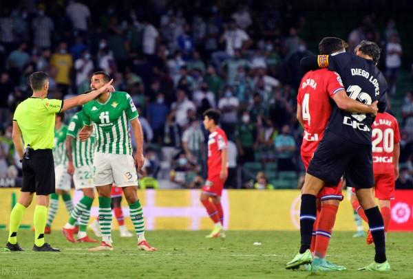 效率太高!22歲留洋新星又進球,4次首發進3球,武磊卻8場0球 效率太高!22歲留洋新星又進球,4次首發進3球,武磊卻8場0球