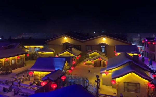 今日大雪,且以深情共白頭 今日大雪,且以深情共白頭