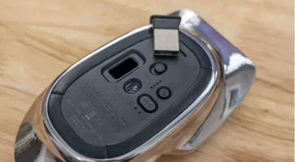 Lunar Artefacts售價250美元滑鼠可能是使用者最後一個滑鼠