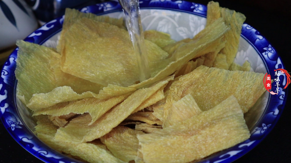 90年代孩子最愛吃的&OpenCurlyDoubleQuote;老式辣片&rdquo;，配方全部告訴你，學會不用買了