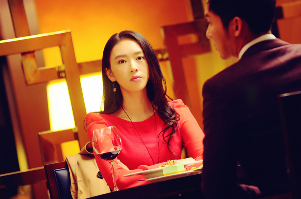 生活廢物、兩幅面孔,明星助理的遭遇,最能看清娛樂圈 生活廢物、兩幅面孔,明星助理的遭遇,最能看清娛樂圈