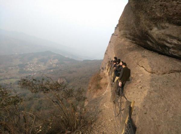 四川一奇特景點，極其兇險景色卻異常美麗，還為國家3A景區