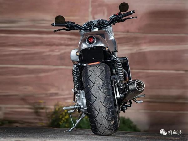 定製 | 街道蠻牛 2006凱旋火箭3 CLASSIC改裝