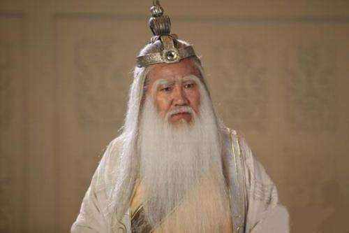 豬八戒見了太白金星都得下跪，為何敢將太上老君的神像丟進茅坑