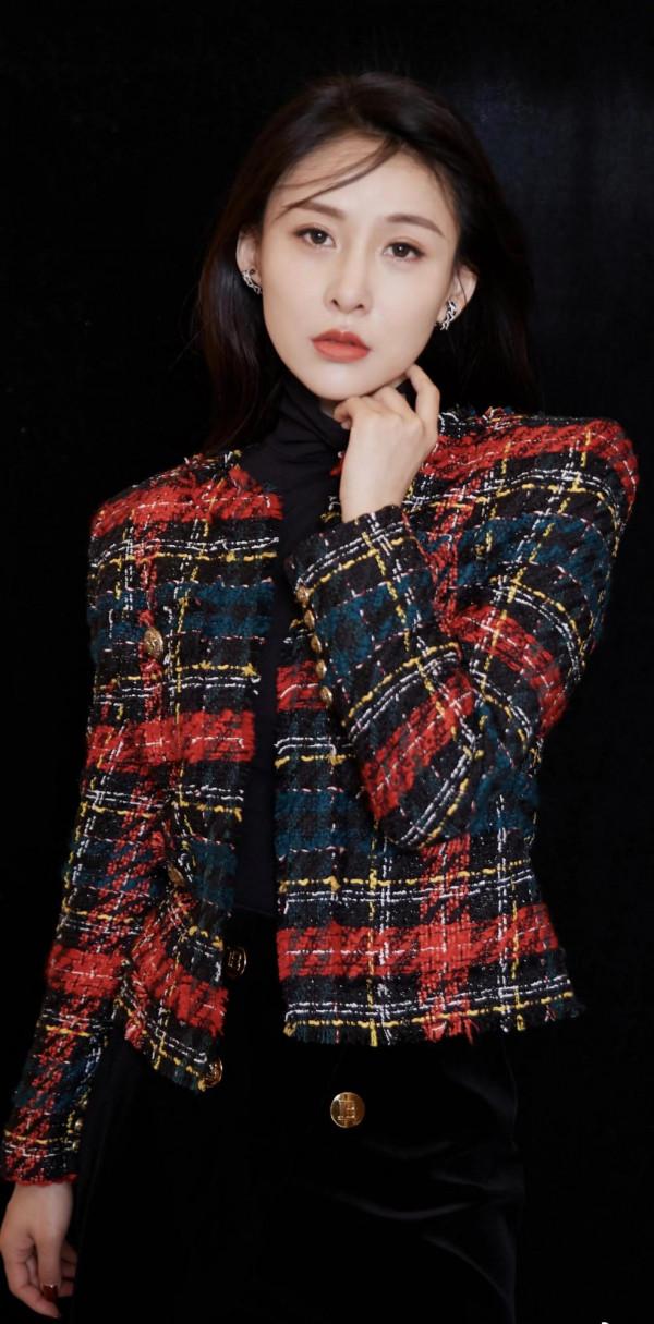 明星超高畫質美圖賈青