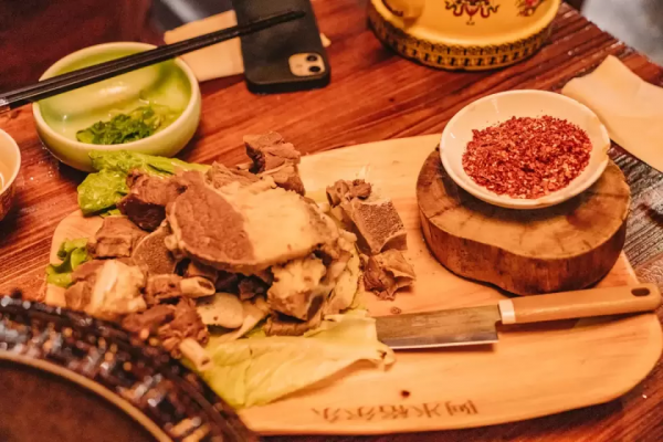 開2021最火的網紅車，打卡最熱的川西網紅店