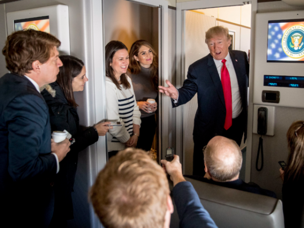 特朗普是顏控,27歲最美助理曾是模特,離職後,年薪高達700萬 特朗普是顏控,27歲最美助理曾是模特,離職後,年薪高達700萬