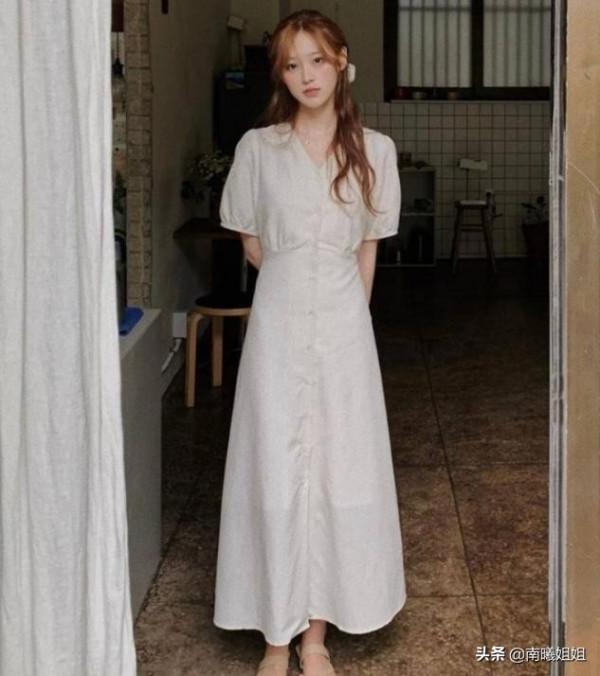 你適合長裙還是短裙?身高決定裙子的長度,158的女生適合第一種 你適合長裙還是短裙?身高決定裙子的長度,158的女生適合第一種