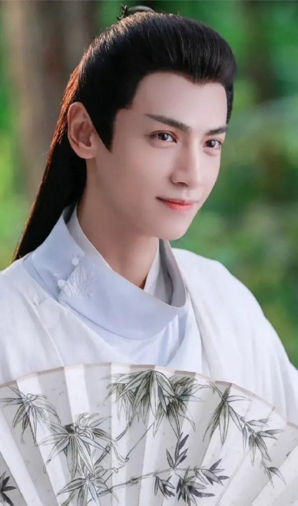 如今古裝劇裡的美男,我只服這6位!帥得很有古典感,儀態也超棒 如今古裝劇裡的美男,我只服這6位!帥得很有古典感,儀態也超棒