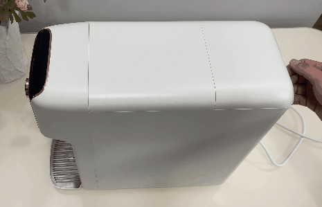 自來水進去,淨開水出來,宜盾普淨飲機讓喝水“一鍵直達” 自來水進去,淨開水出來,宜盾普淨飲機讓喝水“一鍵直達”