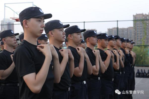 山東警察學院!我的軍訓日記 山東警察學院!我的軍訓日記