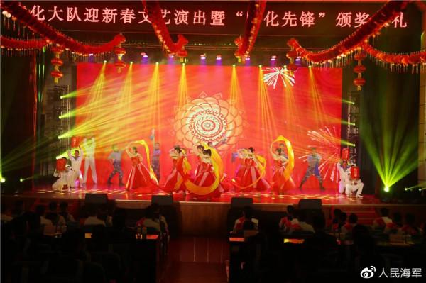 這場軍營春晚，帶你見證海軍防化兵的高光時刻