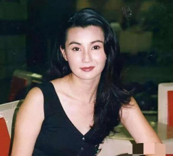 張曼玉，中國影視女演員、歌手