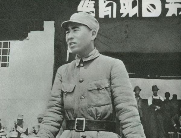 老紅軍闖中南海見毛主席要水泥不讓進，在紙條上寫外號，主席接見