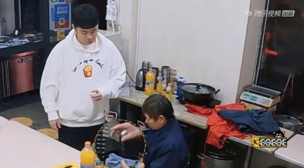 《五哈2》：在未知的情境中尋找非線性的“中綜藝”敘事