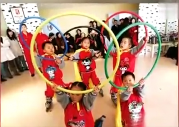 35歲產婦生5胞胎，因養育辛苦19年後坦言：如果重選，一個都不要